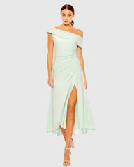 Green Ruched Off-The-Shoulder Midi Dress