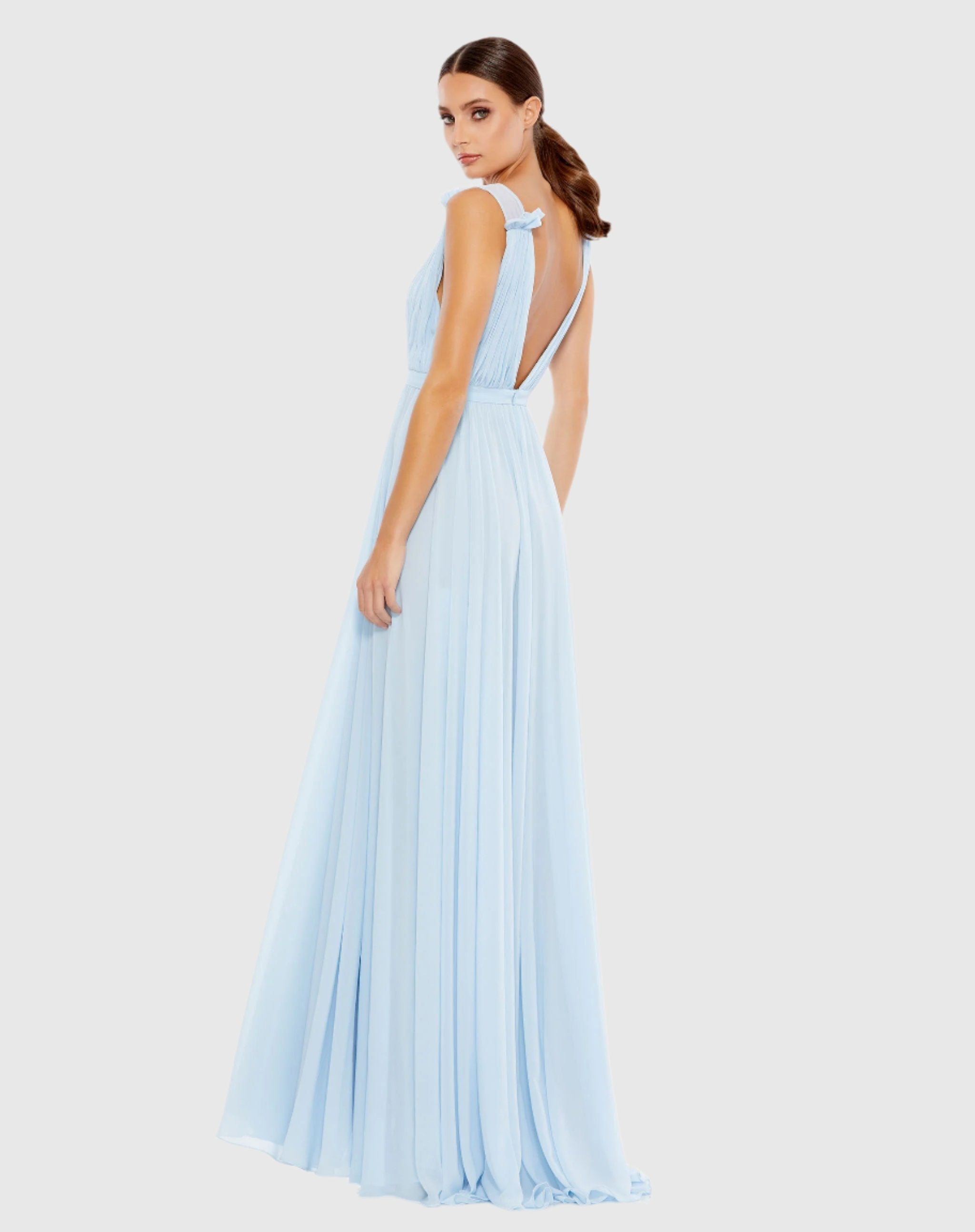 Blue Pleated Chiffon Sleeveless V-Neck Gown