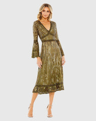 Green Embellished 3/4 Sleeve V Neck A Line Dress