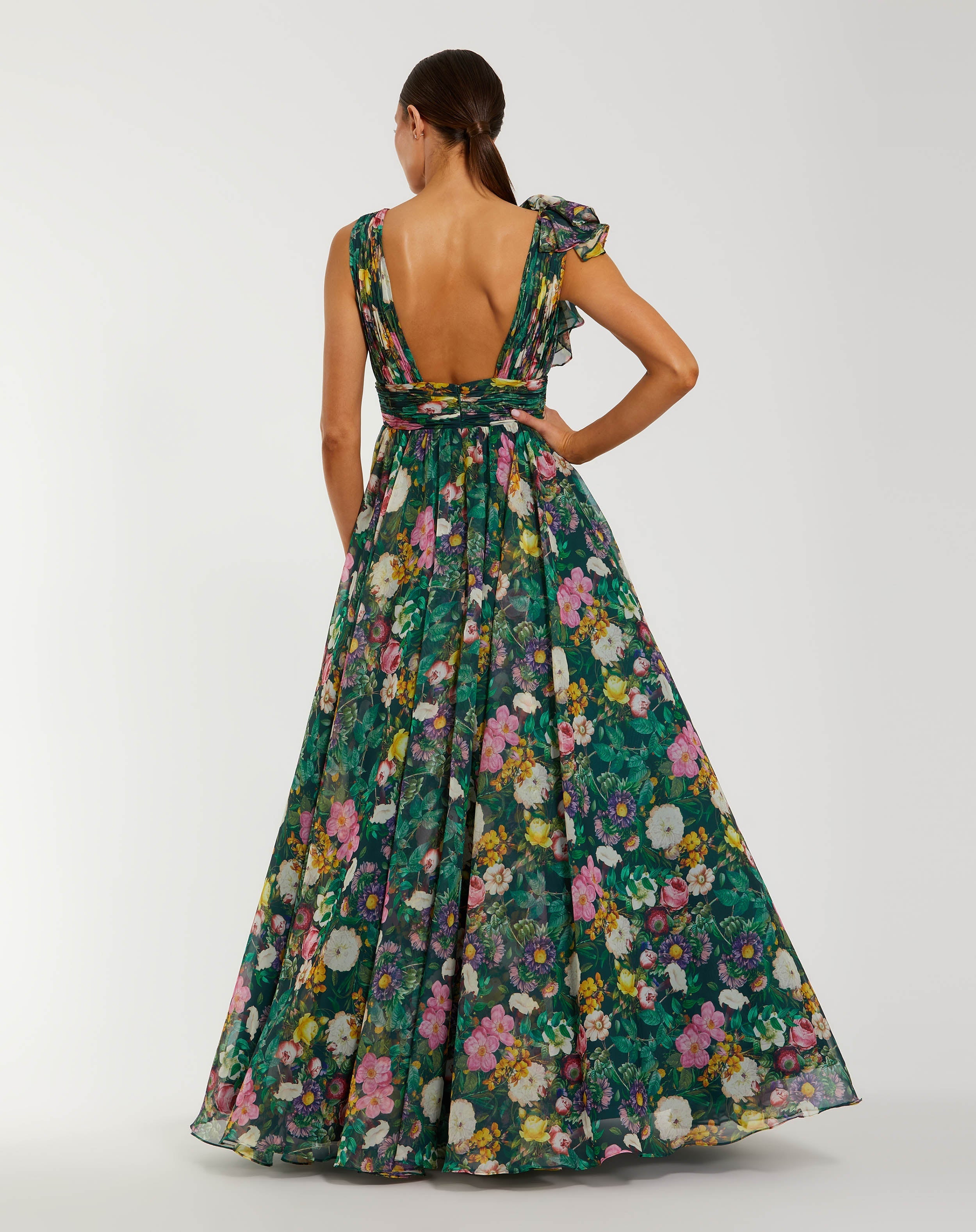 Green Sleeveless V-Neck Floral Chiffon Ruffle Ball Gown