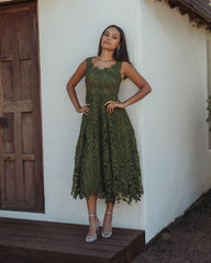 Green Sleeveless Embroidered Lace A Line Midi Dress