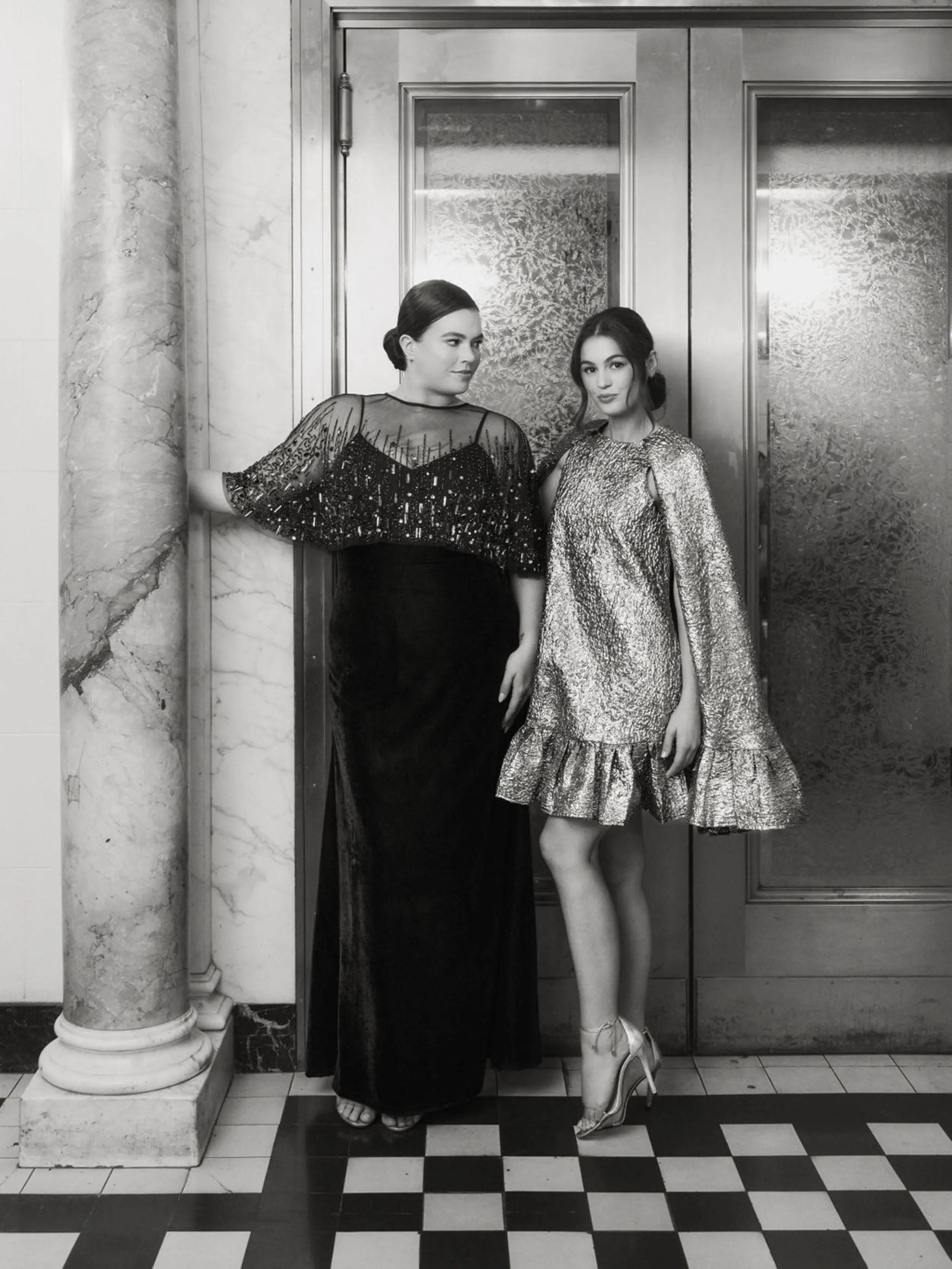 Black Sleeveless Velvet Gown With Embellished Cape (Plus)