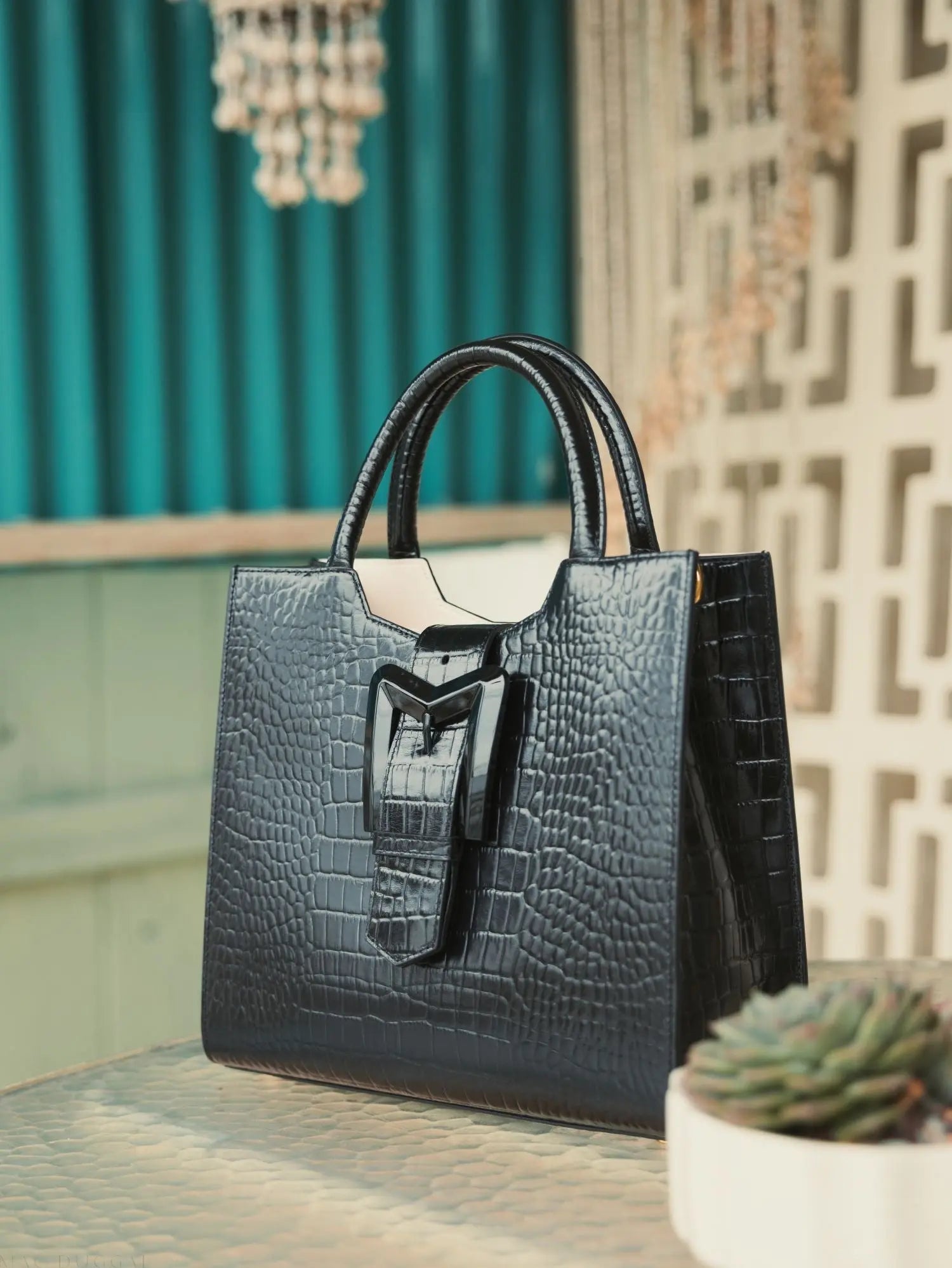 Black Buckled Medium Croco Leather Tote Bag with Detachable Strap